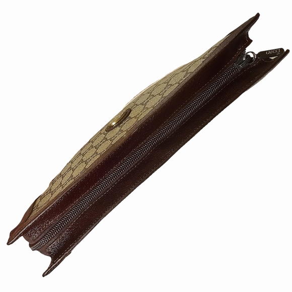 VINTAGE GUCCI PLUS CLUTCH - Picture 3 of 10